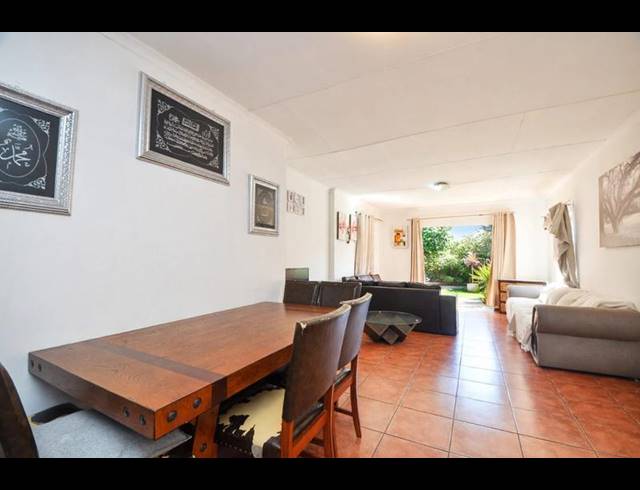 2 BEDROOM HOUSE FOR SALE IN EQUESTRIA